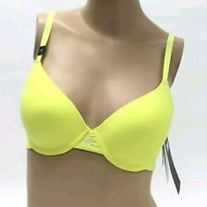 Umbro Women Performance Bra Size 36C